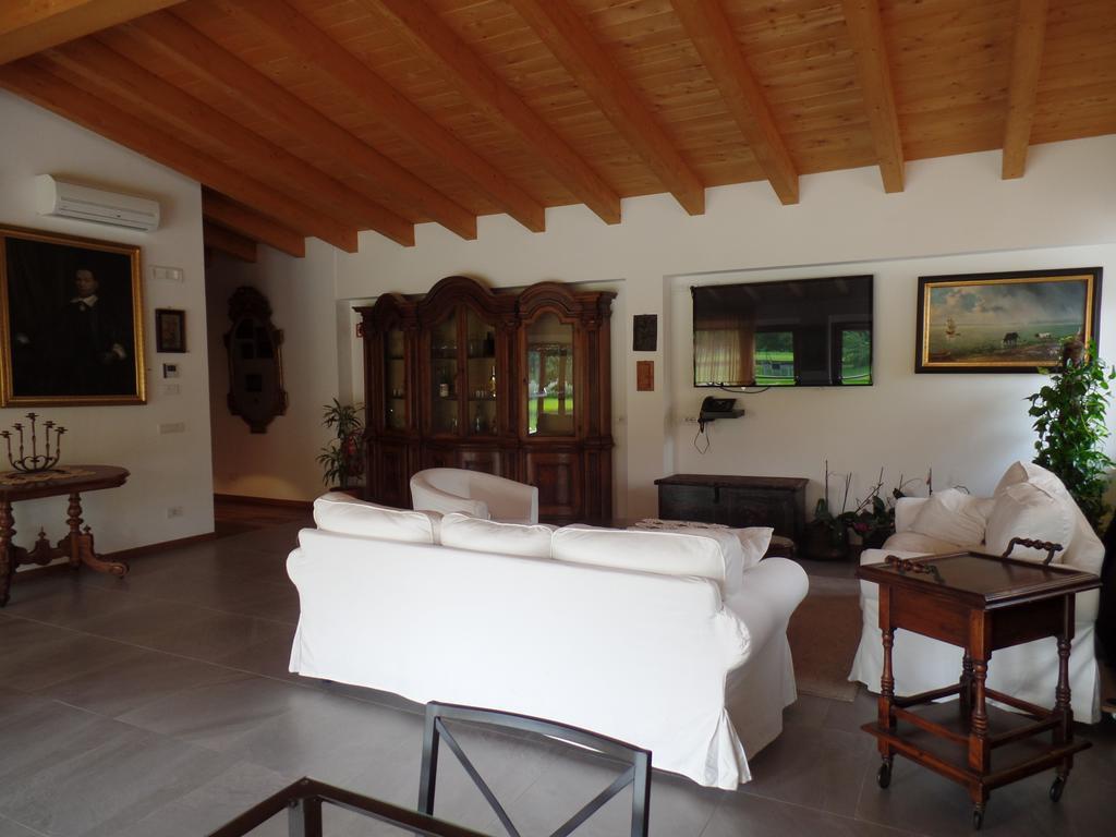 Agriturismo Il Vagabondo Buttrio Exterior photo