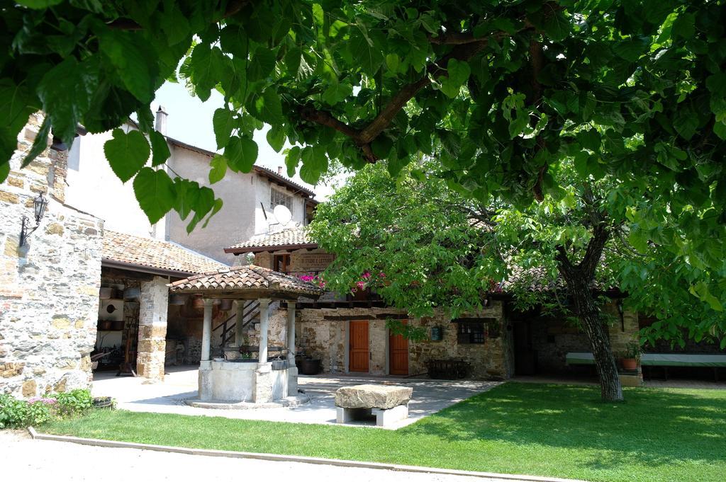 Agriturismo Il Vagabondo Buttrio Exterior photo
